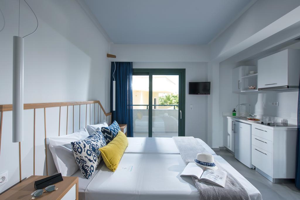 Kristalli Hotel Apartments Malia  Bagian luar foto