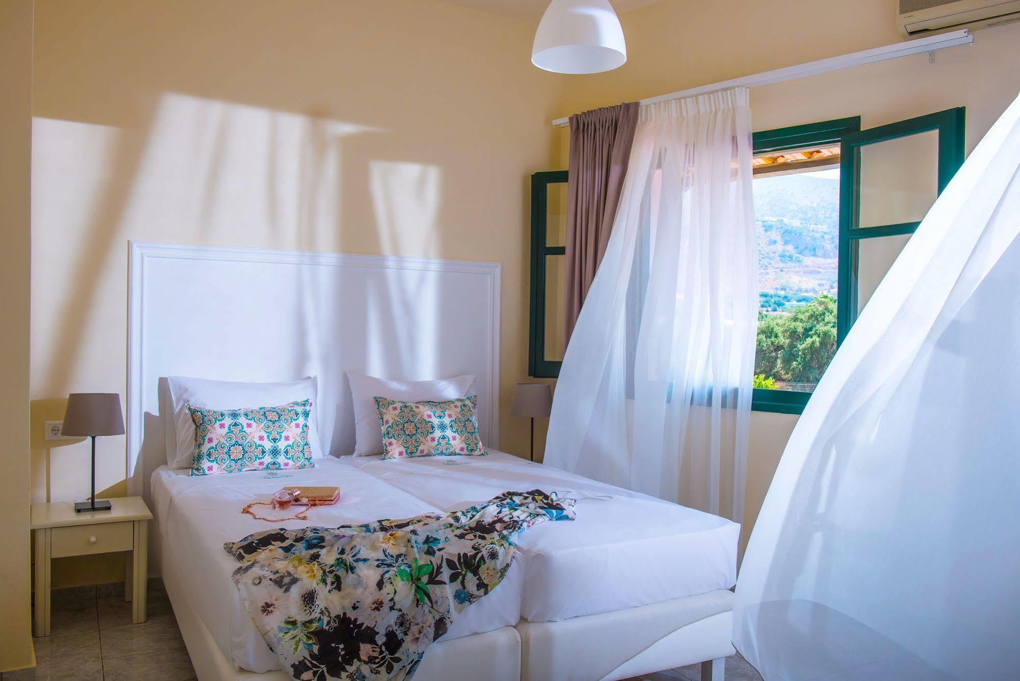 Kristalli Hotel Apartments Malia  Bagian luar foto