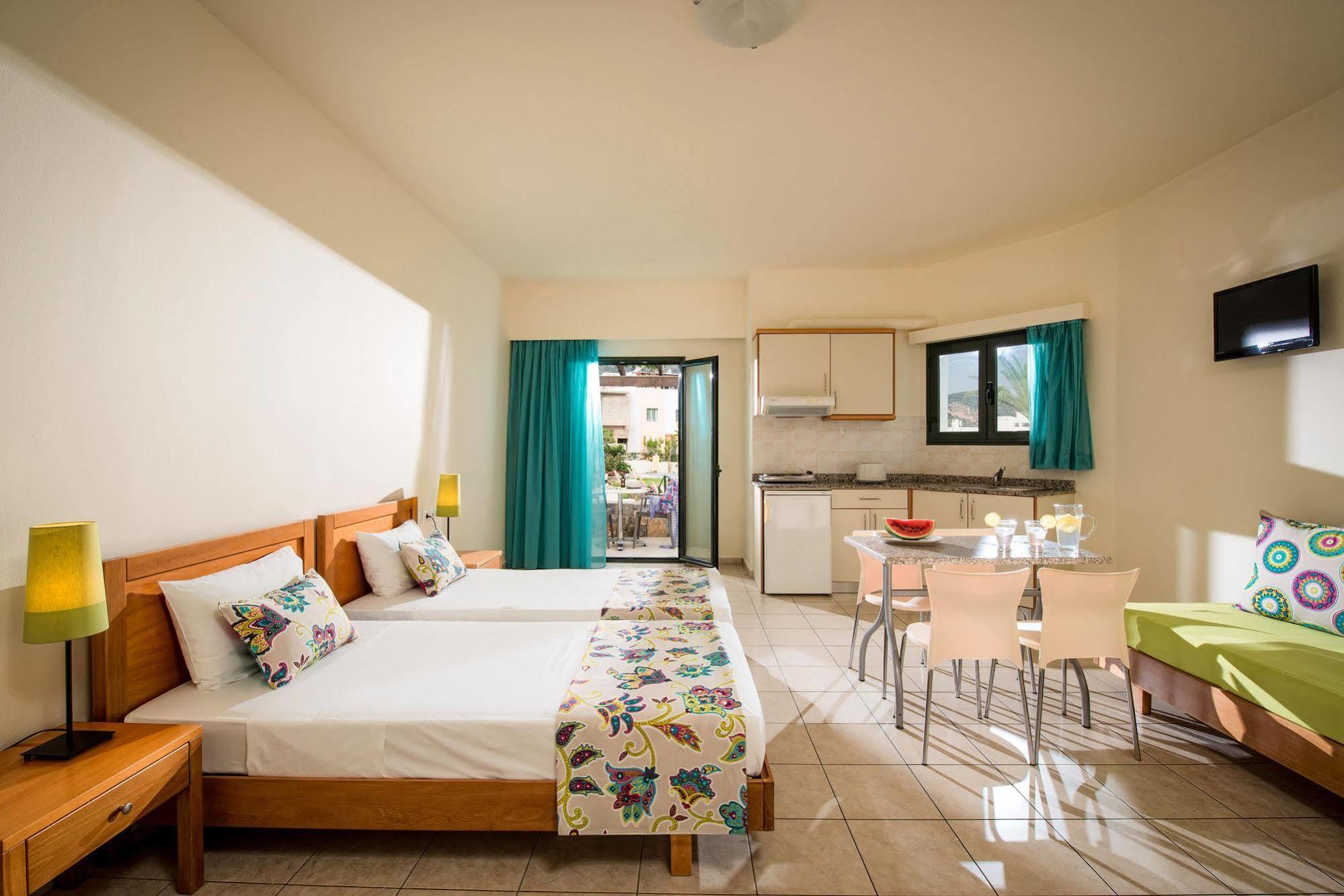 Kristalli Hotel Apartments Malia  Bagian luar foto